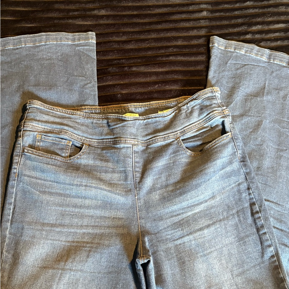 Sophia Vergara Women's Flare Jeans
